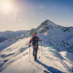 Đánh cảnh sát và các hành động khi say của du khách Danh canh sat va cac hanh dong khi say cua du khach hinh anh 1 1.jpg