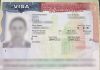 Lý do khiến bạn bị từ chối visa Mỹ Để xin visa Mỹ, bạn cần có đầy đủ các loại giấy tờ chứng minh nhân thân và tài chính. Ảnh: Ivisa.