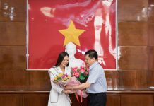 Á hậu Kim Duyên diện áo bà ba giới thiệu chợ nổi Cái Răng, Cần Thơ Á hậu Kim Duyên diện áo bà ba giới thiệu chợ nổi Cái Răng, Cần Thơ - Ảnh 1.