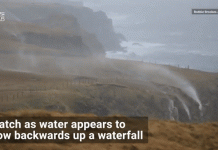 Thác nước chảy ngược lên trời từ vách đá Thác nước chảy ngược lên trời từ vách đá - 1