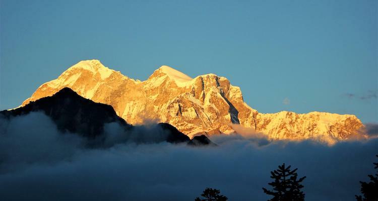 Đỉnh Gaurishankar (7.134 m) là một phần của dãy Himalaya. Ngọn núi này được đặt theo tên của nữ thần Gauri trong đạo Hindu. Ảnh: NTNC.