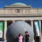 Hòn đá 29 tấn người thường có thể xoay Hòn đá 29 tấn người thường có thể xoay vần