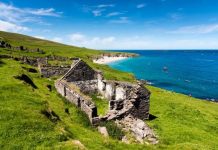 Hòn đảo hẻo lánh đăng tin ‘tuyển dụng’ tìm ông bà chủ Hòn đảo hẻo lánh đăng tin 'tuyển dụng' tìm ông bà chủ