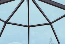 Khách sạn nhà kính giữa trời tuyết trắng ở Phần Lan Khach san nha kinh giua troi tuyet trang o Phan Lan hinh anh 1 jonatralo.jpg