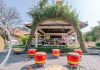 Không khí Tết tại Furama Resort, Evason Ana Mandara Cây nêu được dựng tại tiền sảnh khu nghỉ dưỡng Evason Ana Mandara.