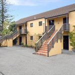 Thuê phòng phải có giấy khám sức khỏe Royal Park Lodge có 21 phòng. Ảnh: Agoda.