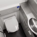 Chuyến bay từ Trung Quốc tới Canada không có nước Trong một số chặng bay, có thể Air Canada vẫn sử dụng các máy bay bị lỗi hệ thống cấp nước, nhưng họ đảm bảo sẽ luôn có đủ nước đóng chai để hành khách rửa tay. Ảnh: ShutterStock.