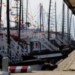 Tàu du lịch tham quan vịnh Hạ Long nằm bờ vì dịch Covid-19 Tàu du lịch tham quan vịnh Hạ Long nằm bờ vì vắng khách /// Ảnh Lã Nghĩa Hiếu