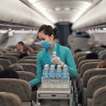 Vietnam Airlines giảm tần suất khai thác chuyến bay đến Hàn Quốc vì dịch Covid-19 Vietnam Airlines sẽ tạm ngừng cung cấp suất ăn nóng, chỉ phục vụ nước suối đóng chai và cấp đồ ăn nhẹ để phòng dịch