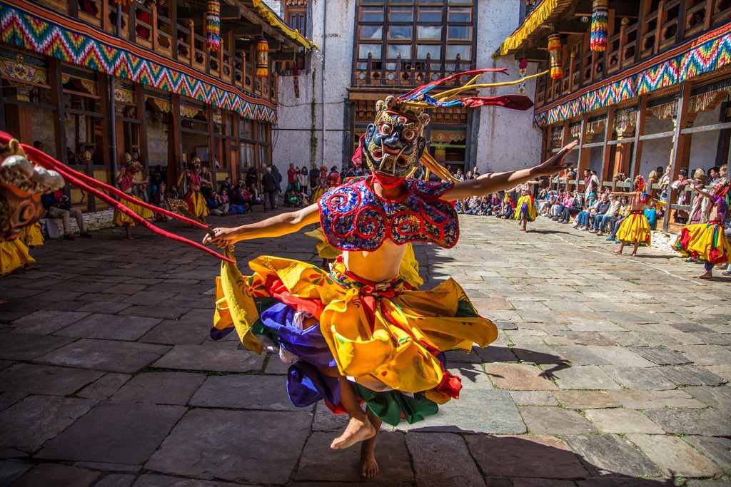 Kinh nghiem du lich Bhutan - vuong quoc hanh phuc nhat the gioi hinh anh 7 Anh_10_Dieu_Vu_Mat_Na_Nguyen_Thanh_Hai.jpg