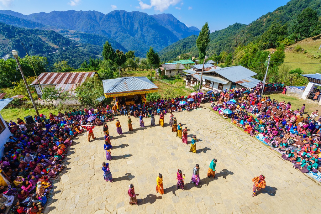 Kinh nghiem du lich tai dat nuoc hanh phuc Bhutan hinh anh 9 Anh_11_Le_Hoi_Mua_Thu_Nguyen_Thanh_Tung_.jpg