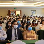 Các điểm tham quan vẫn mở cửa Để bảo bảo an toàn cho đại biểu tham dự hội nghị, phòng họp được khử trùng, mở các cửa sổ cho thông thoáng, nhiệt độ phòng để ở mức 26 độ C và đại bieeir đeo thêm khẩu trang y tế.