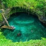 Hồ bơi tự nhiên đẹp nhất thế giới cho du khách ưa khám phá