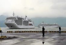 Huế đón 2 du thuyền hạng sang cập cảng Chân Mây Hai du thuyền hạng sang cập cảng Chân Mây vào sáng 19.2 /// CTV