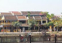 ‘Vì sức khỏe cộng đồng’, 4 quán cà phê ‘từ chối khéo’ khách Trung Quốc Nhiều nhà hàng ở Hội An vắng khách thời dịch virus Corona /// ẢNH: MẠNH CƯỜNG