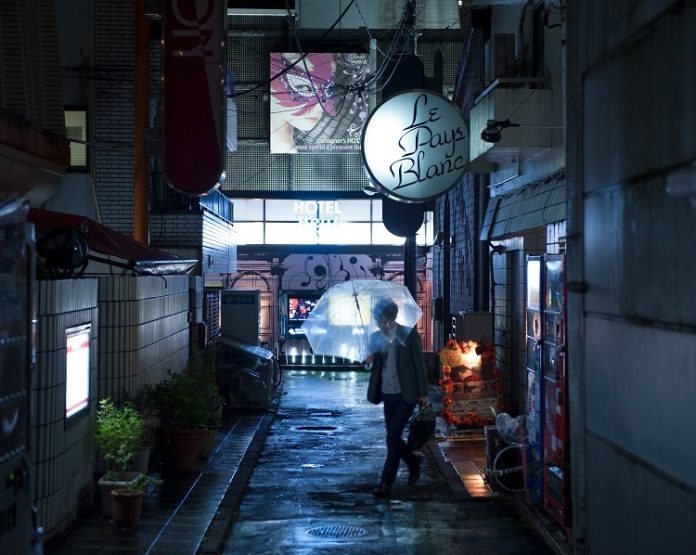 Love Hotel Hill là nơi tập trung nhiều khách sạn tình yêu tại quận Shibuya, Tokyo. Ảnh: Albert Bonsfills/National Geographic.