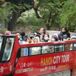 Du lịch Việt Nam thiệt hại khoảng 7 tỉ USD do virus Corona Khách du lịch tới Việt Nam đông đảo năm 2019 thì năm 2020 sụt giảm rõ rệt. /// Giang Ngọc