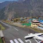 Sân bay nguy hiểm nhất thế giới Sân bay nguy hiểm nhất thế giới trên dãy Himalaya