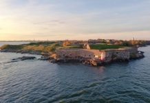 Những địa điểm nên khám phá đến Phần Lan Pháo đài Suomenlinna là một trong sáu di sản thế giới được Unesco công nhận của Phần Lan.