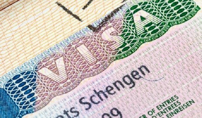 Visa Schengen cho phép công dân Việt Nam đi lại trong 26 nước như: Áo, Bỉ, Cộng Hòa Czech, Đan Mạch, Phần Lan, Pháp, Đức, Hy Lạp, Hungary, Iceland, Italy, Luxembourg, Malta, Hà Lan, Na Uy, Ba Lan, Bồ Đào Nha, Slovakia, Tây Ban Nha, Thụy Điển, Thụy Sĩ, Estonia, Liechtenstein, Slovenia, Latvia, Luxembourg. Ảnh: Envato.
