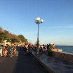 Bất chấp lệnh cấm tắm biển Vũng Tàu, nhiều người vẫn lẻn xuống tắm Lực lượng chức năng kêu gọi người dân không tắm biển dịp này.