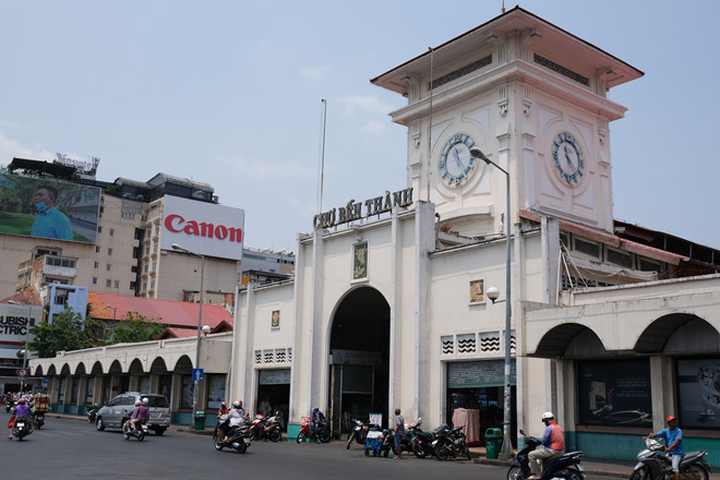 Tạm dừng cấp thị thực, chưa bao giờ các điểm du lịch Sài Gòn vắng như vậy! - ảnh 6