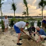 Những vị khách vui vẻ ở Hội An Những vị khách vui vẻ ở Hội An - Ảnh 1.