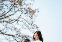 Check-in cây gạo đỏ rực “gây sốt” ở Bắc Giang Check-in cây gạo đỏ rực gây sốt ở Bắc Giang - Ảnh 1.