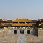 Miễn vé tham quan cho khách mặc áo dài Phụ nữ mặc áo dài sẽ miễn vé tham quan di tích Huế. Ảnh: Võ Thạnh