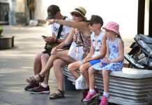 9 khách sạn, resort ở TP.HCM đăng ký làm nơi cách ly phòng dịch COVID-19 9 khách sạn, resort ở TP.HCM đăng ký làm nơi cách ly phòng dịch COVID-19 - Ảnh 1.