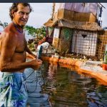 Hòn đảo thiên đường nổi trên rác thải ở Mexico