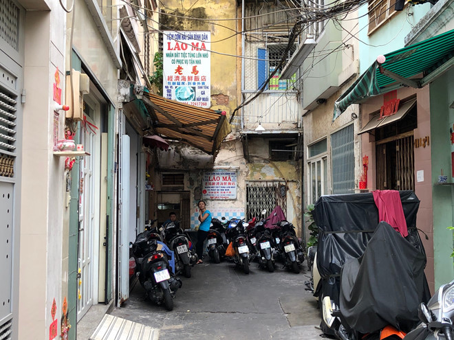 Chợ Lớn, những quán xá nức tiếng với người Sài Gòn giờ chỉ bán mang về - ảnh 2