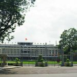 TP HCM đóng cửa tất cả điểm tham quan Để đảm bảo an toàn cho người dân và du khách, chủ động phòng chống dịch Covid-19, điểm tham quan Dinh Độc Lập đã dừng đón khách từ ngày 17/3. Ảnh: Tâm Linh.