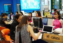 Dịch Covid-19, khách Việt vẫn đi tour Mỹ vì tin tưởng an toàn Khách hàng đăng ký tour Mỹ tại Vietravel /// Ảnh: Vietravel