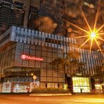 Đêm Sài Gòn đẹp lạ lùng trước ngày cuối cùng trong lệnh cách ly xã hội Sài Gòn về đêm đẹp lung và thưa vắng người. /// Thanh Cường