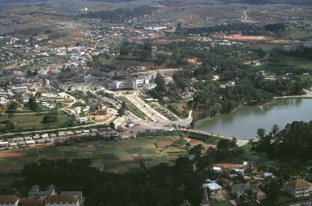 Da Lat thoi xua nhin tu tren cao hinh anh 4