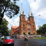 470 khách nước ngoài ở TP.HCM đa số muốn ở lại dù cách ly xã hội TP.HCM tiếp tục cách ly xã hội và vẫn đóng các điểm tham quan du lịch nhưng đa số người nước ngoài vẫn lựa chọn được ở lại. /// Ảnh: Độc Lập