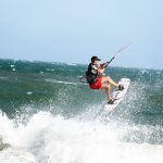 Du Lịch Mũi Né sau đại dịch Covid -19 Khách du lịch lướt ván diều trên biển Mũi Né, tháng 2.2020 /// Quế Hà