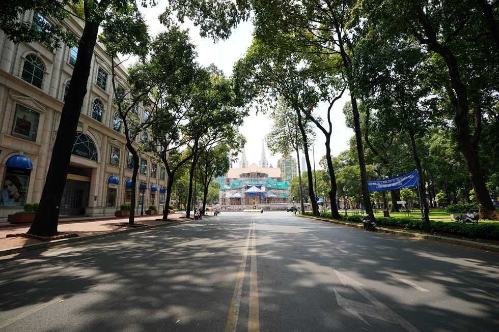 Sài Gòn sống chậm, trung tâm thành phố thế nào những ngày cách ly xã hội? - ảnh 10