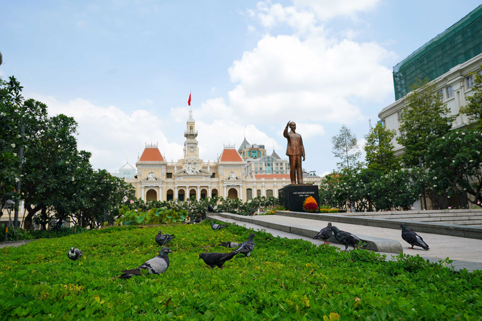 Sài Gòn sống chậm, trung tâm thành phố thế nào những ngày cách ly xã hội? - ảnh 2