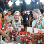 Từ hôm nay, chợ đêm Phú Quốc mở cửa trở lại đón du khách Từ hôm nay, chợ đêm Phú Quốc mở cửa trở lại đón du khách - Ảnh 1.