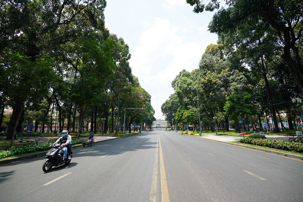 Sài Gòn sống chậm, trung tâm thành phố thế nào những ngày cách ly xã hội? - ảnh 8
