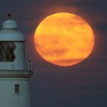 Cơ hội chiêm ngưỡng “siêu trăng” cuối cùng trong năm 2020 Cơ hội chiêm ngưỡng “siêu trăng” cuối cùng trong năm 2020 - Ảnh 1.