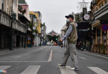 Thị trường mặt bằng cho thuê ở Hà Nội ảm đạm Thi truong mat bang cho thue o Ha Noi am dam hinh anh 1 ho_guom_3_zing_1.jpg