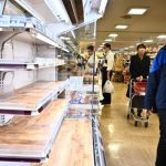 Giấy vệ sinh và khẩu trang cứu tiêu dùng Nhật Bản Giay ve sinh va khau trang cuu tieu dung Nhat Ban hinh anh 1 rk_tokyo_supermarket_070420.jpg