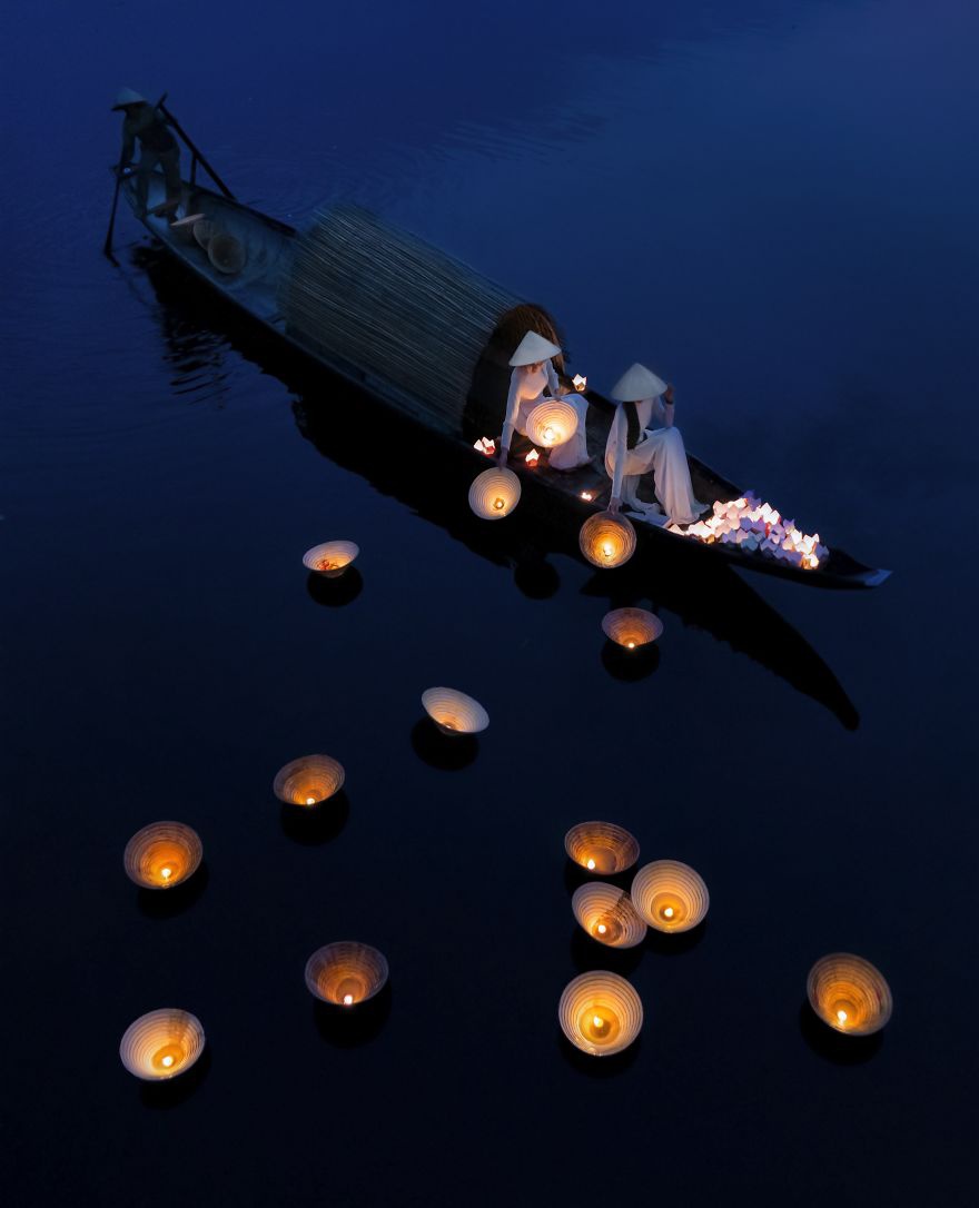 Loat canh dep Viet Nam vao top 50 anh song nuoc an tuong nhat the gioi hinh anh 6 Underwater_prayers_by_thanhtoanphotographer_Vietnam_5e8608c7b0b41_880.jpg