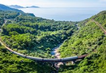 Khám phá miền Trung bằng tàu lửa dành cho khách VIP Khám phá miền Trung bằng tàu hỏa