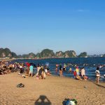 Quảng Ninh chỉ đón được vài nghìn lượt khách dịp lễ 30.4, thấp kỷ lục Biển Bãi Cháy trong dịp nghỉ lễ 30.4, 1.5 không còn cảnh du khách chen chúc như những năm trước /// Ảnh Lã Nghĩa Hiếu