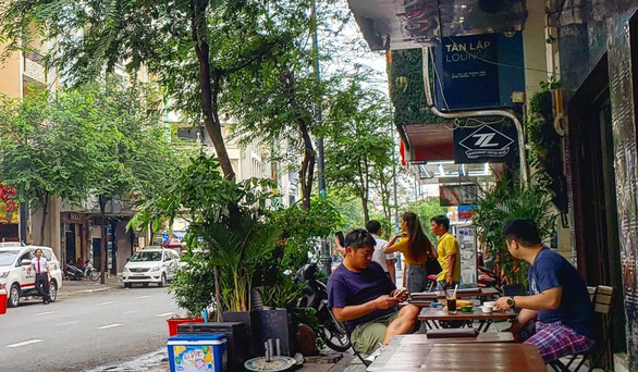 Đến Sài Gòn đừng quên uống cà phê sữa đá nhé - Ảnh 3.