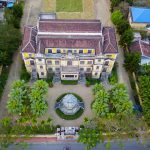 Ngắm cung An Định, bối cảnh trong MV của Hòa Minzy vừa ra mắt Ngắm cung An Định, bối cảnh trong MV của Hòa Minzy vừa ra mắt - Ảnh 2.